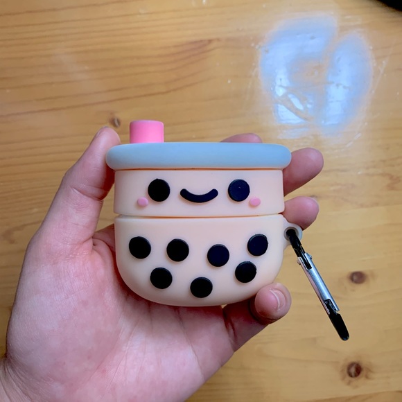 FREE W/ BUNDLE 📍 Cute Airpod Case 🧋 - Picture 1 of 5